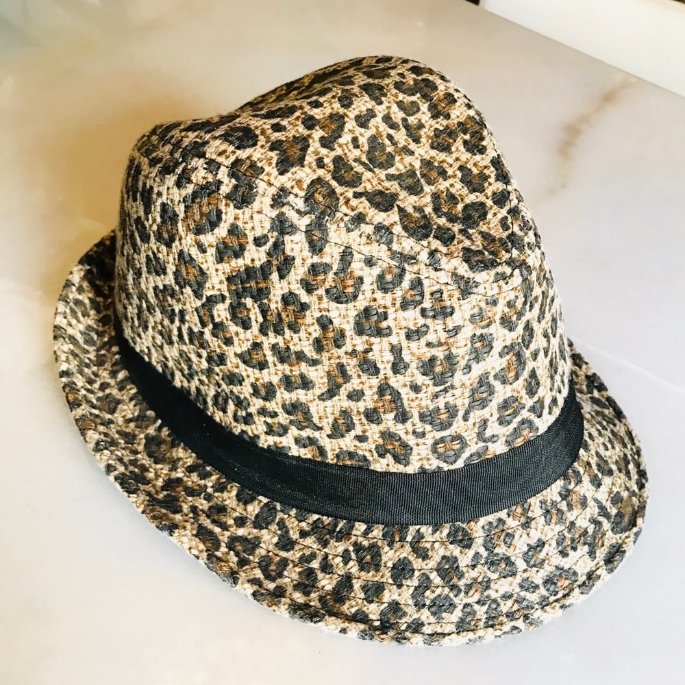❗️SOLD❗️Cheetah print Fedora - Picture 1 of 4